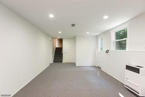 66 Harrison Dr, Berkeley Heights, NJ 07922 photo 12
