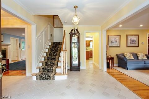 182 Spring Ridge Dr, Berkeley Heights, NJ 07922 photo 4