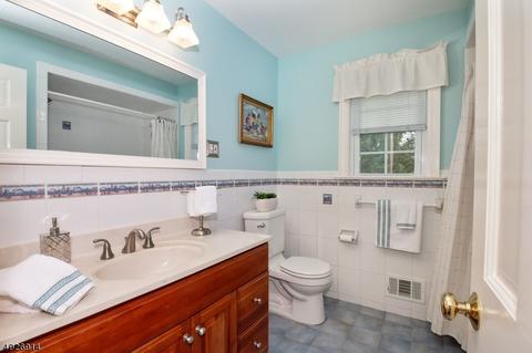 182 Spring Ridge Dr, Berkeley Heights, NJ 07922 photo 20