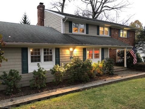182 Spring Ridge Dr, Berkeley Heights, NJ 07922 photo 2