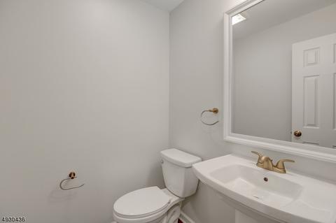 16 Webster Dr, Berkeley Heights, NJ 07922 photo 6