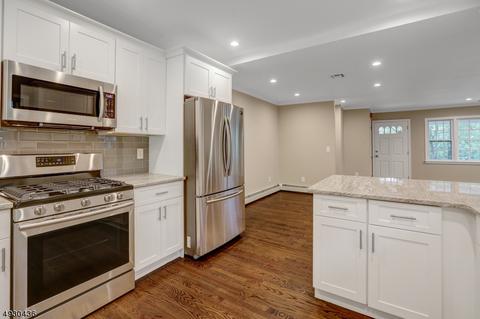 16 Webster Dr, Berkeley Heights, NJ 07922 photo 3