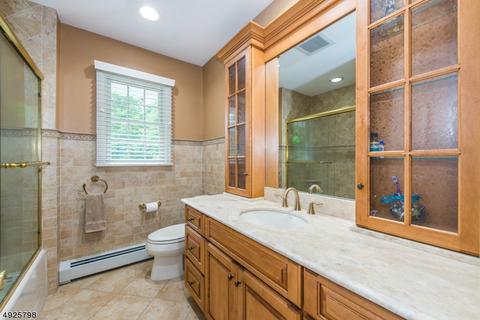 67 Millglen Rd, Upper Saddle River, NJ 07458 photo 14
