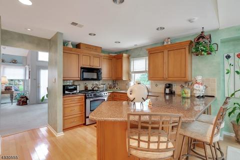 31 Hadley Ln, Wayne, NJ 07470 photo 8