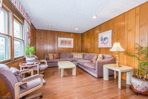 33 Tomar Ct, Bloomfield, NJ 07003 photo 6