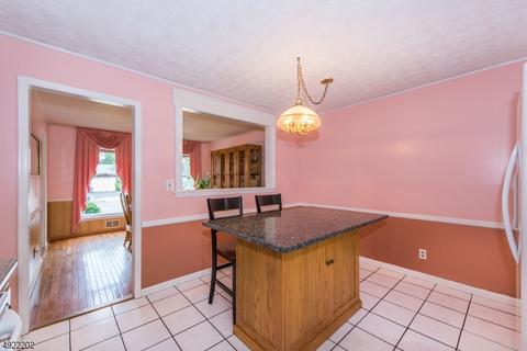 33 Tomar Ct, Bloomfield, NJ 07003 photo 10