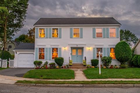 33 Tomar Ct, Bloomfield, NJ 07003 photo 1