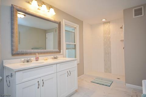 271 Elm Ave, Hackensack, NJ 07601 photo 8