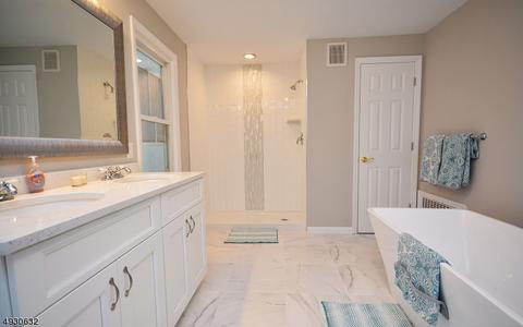 271 Elm Ave, Hackensack, NJ 07601 photo 10