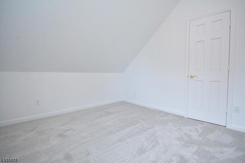 271 Elm Ave, Hackensack, NJ 07601 photo 14