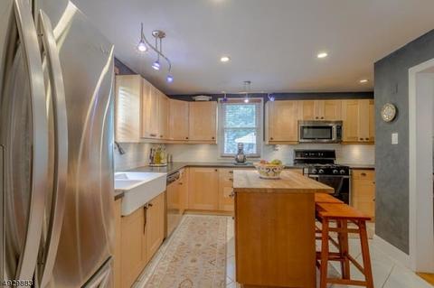 848 Berkeley Ave, Plainfield, NJ 07062 photo 9