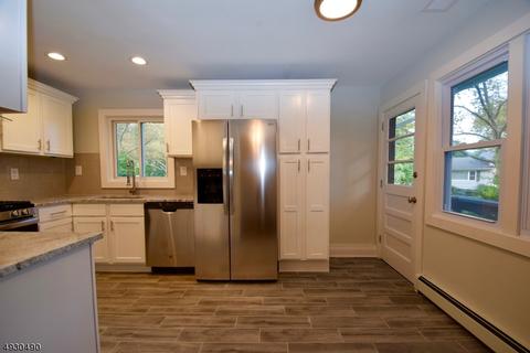 20 Laurel Dr, Springfield, NJ 07081 photo 3