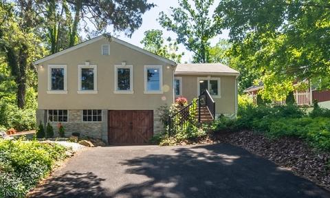 31 E Lake Trl, Wayne, NJ 07470 photo 1