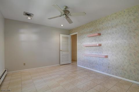 76 White Pl, Clark, NJ 07066 photo 12