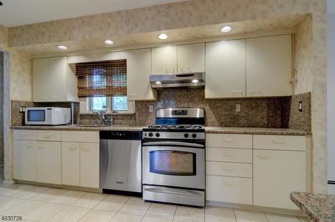 76 White Pl, Clark, NJ 07066 photo 7