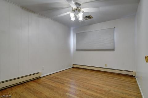 76 White Pl, Clark, NJ 07066 photo 18