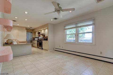 76 White Pl, Clark, NJ 07066 photo 9