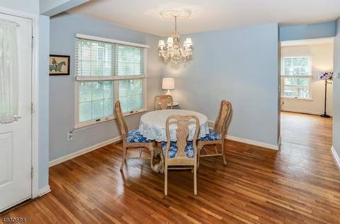 14 Exeter Rd, Bedminster, NJ 07921 photo 5