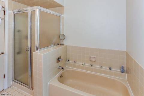 14 Exeter Rd, Bedminster, NJ 07921 photo 14
