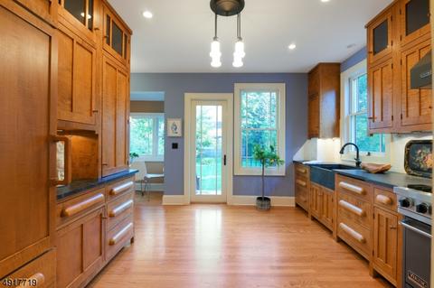 169 Summit Ave, Montclair, NJ 07043 photo 9