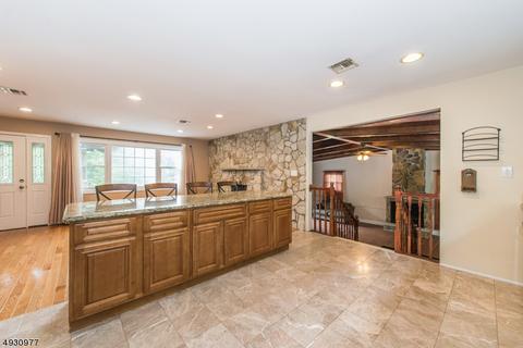 143 Smithtown Rd, Hackettstown, NJ 07840 photo 6