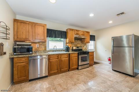 143 Smithtown Rd, Hackettstown, NJ 07840 photo 5
