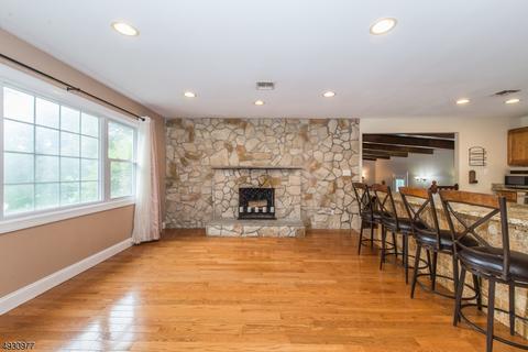 143 Smithtown Rd, Hackettstown, NJ 07840 photo 4