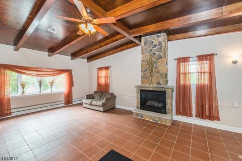 143 Smithtown Rd, Hackettstown, NJ 07840 photo 3