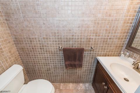 143 Smithtown Rd, Hackettstown, NJ 07840 photo 12