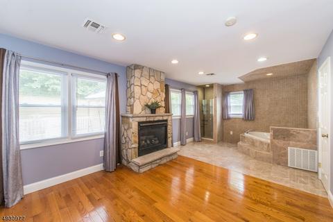 143 Smithtown Rd, Hackettstown, NJ 07840 photo 9