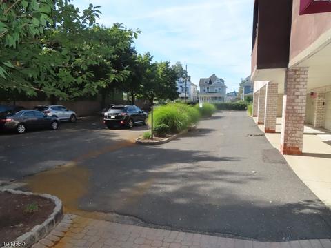 55 Clinton Pl, Hackensack, NJ 07601 photo 23