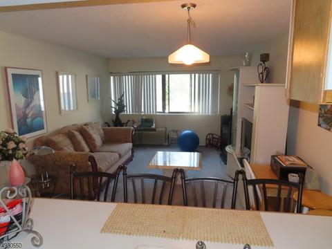 55 Clinton Pl, Hackensack, NJ 07601 photo 7