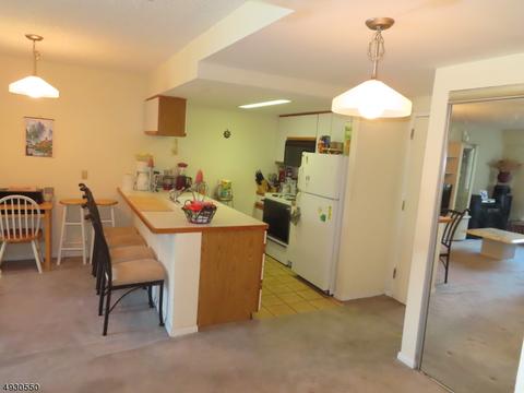 55 Clinton Pl, Hackensack, NJ 07601 photo 8