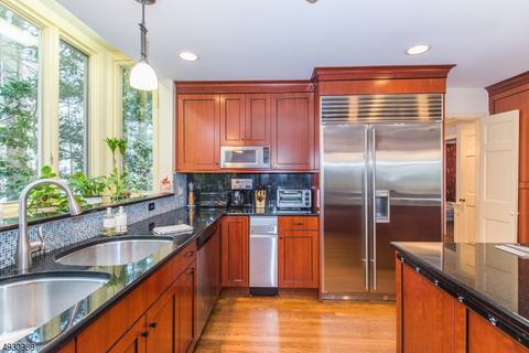 135 Rotary Dr, Summit, NJ 07901 photo 13