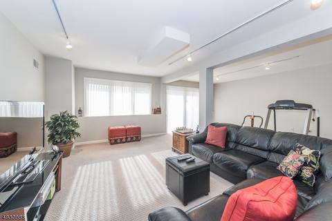 135 Rotary Dr, Summit, NJ 07901 photo 21