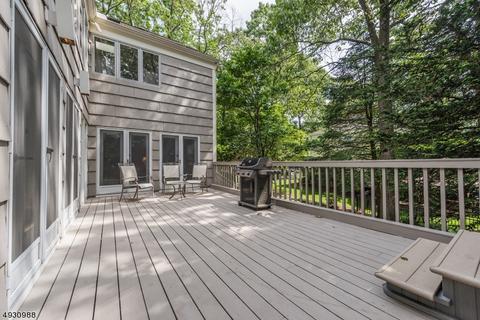 135 Rotary Dr, Summit, NJ 07901 photo 9