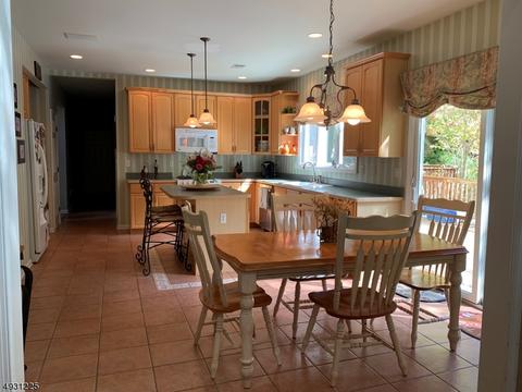 10 Noa Ct, Hackettstown, NJ 07840 photo 6
