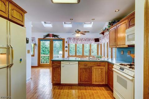 14 Oxbow Pl, Wayne, NJ 07470 photo 13