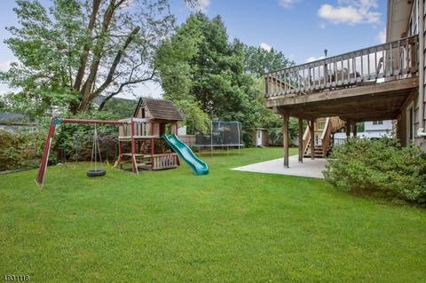 156 Caroline Rd, Paramus, NJ 07652 photo 20