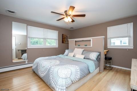 156 Caroline Rd, Paramus, NJ 07652 photo 11