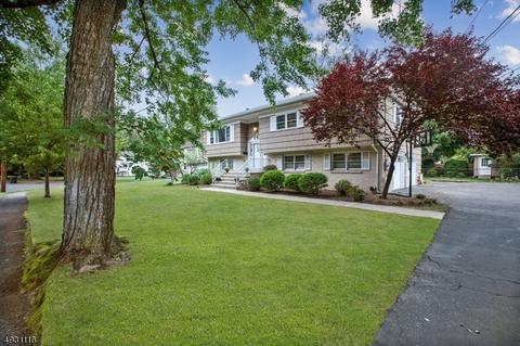156 Caroline Rd, Paramus, NJ 07652 photo 23