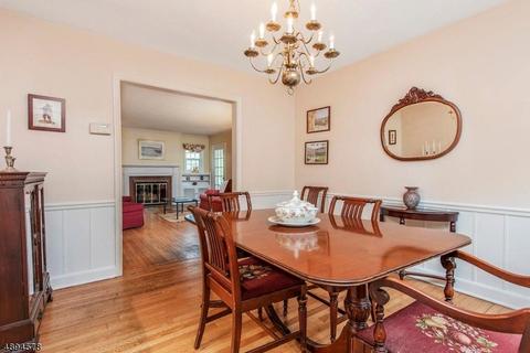 54 Parkview Ter, Summit, NJ 07901 photo 6