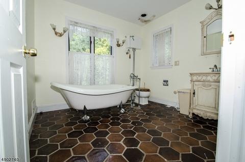 110 E Allendale Rd, Saddle River, NJ 07458 photo 19