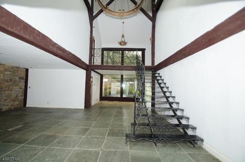 110 E Allendale Rd, Saddle River, NJ 07458 photo 4