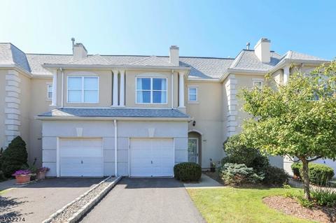 8030 Brittany Dr, Wayne, NJ 07470 photo 2