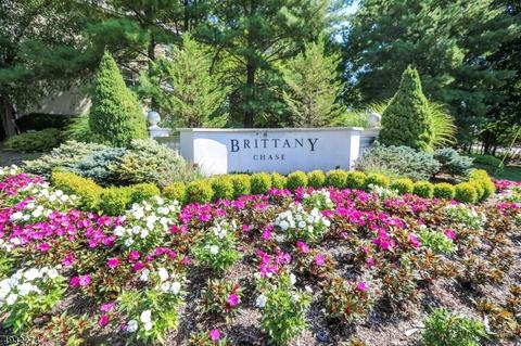 8030 Brittany Dr, Wayne, NJ 07470 photo 1