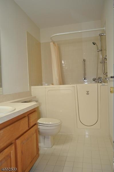 22 Apache Way, Somerville, NJ 08876 photo 10