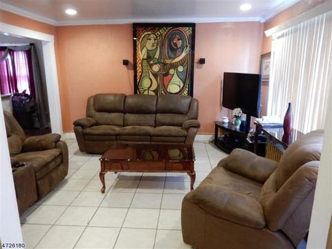 218 Sumner Ave, Plainfield, NJ 07062 photo 3