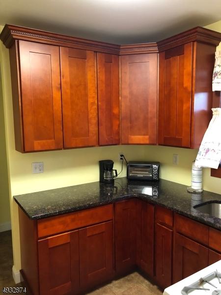 25 Friedland Rd, Nutley, NJ 07110 photo 9