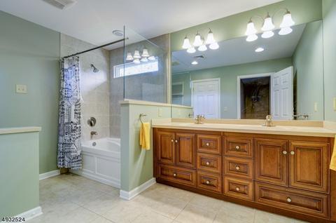 9 Ewing Dr, Flemington, NJ 08822 photo 14
